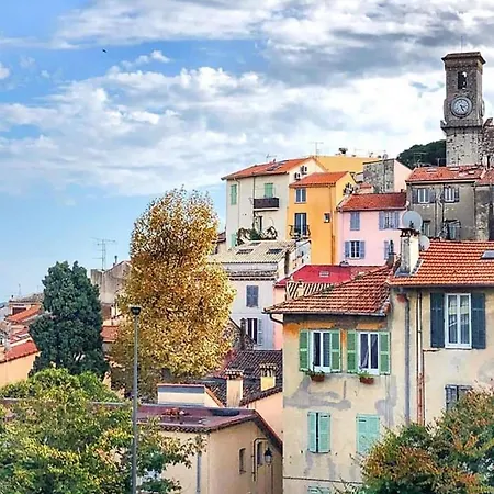 Quai Saint Pierre - One Of A Kind Premium 2 Bedroom Facing Old Harbour Apartment *